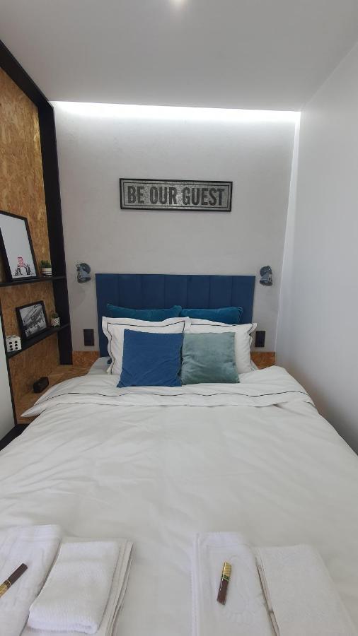 Apartament Midnight Blue Вроцлав Екстер'єр фото