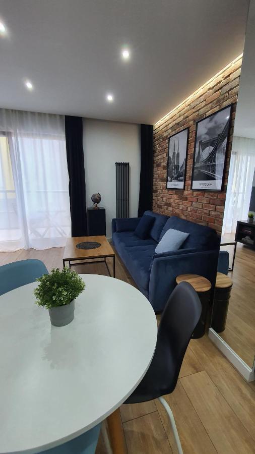 Apartament Midnight Blue Вроцлав Екстер'єр фото